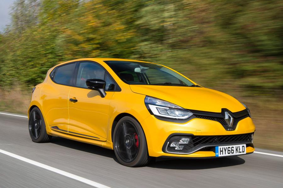  Renault Clio R.S. 220 Trophy 2016 года  (UK) (фото 10 из 30)